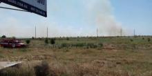 Фото новости: В Николаеве начало гореть поле: пламя подбирается к заправке Свежие новости: В Николаеве начало гореть поле: пламя подбирается к заправке