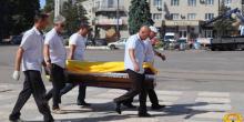 Фото Громада Первомайська схилила голови у скорботі за полеглим Захисником Лютенко Микитою