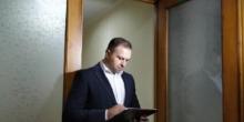 Фото новости: Помощник губернатора заблокировал несколько кабинетов Николаевской ОГА — «фейсконтроль» проходят только депутаты Свежие новости: Помощник губернатора заблокировал несколько кабинетов Николаевской ОГА — «фейсконтроль» проходят только депутаты