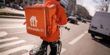 Свежие новости: В Нидерландах продают форму почтальонов и доставщиков еды, чтобы 