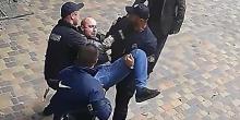 Свежие новости: Появилось видео, как николаевский «активист» подрался в кафе и как его задерживала полиция