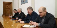Свежие новости: В мэрии провели оперативное заседание штаба по борьбе с последствиями непогоды