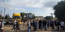 Свежие новости: Жители Веселиново грозятся о готовности снова перекрывать дорогу