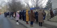 Свежие новости: В Николаеве жители выстроились в очередь, чтобы сделать ПЦР-тест