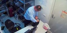 Свежие новости: ВИДЕО: Скрытые камеры в аэропорту «Борисполь» показали, как его работники копаются в чужих вещах