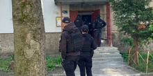 Свежие новости: У Львові чоловік стріляв в багатоповерхівці