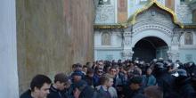 Свежие новости: В Киеве возле Лавры массовые задержания - СМИ