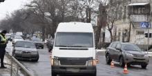 Фото новости: В центре Николаева маршрутка сбила женщину Свежие новости: В центре Николаева маршрутка сбила женщину