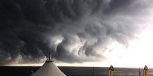 Свежие новости: Одесситы публикуют в соцсетях фото устрашающих грозовых туч и надвигающейся непогоды