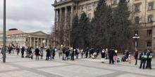 Свежие новости: В Николаеве родители вышли на протест против перевода детей в детсадах и школах на питание КОПа