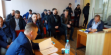 Фото новости: Слушание по делу Ислангириева: не без препятствий, но Апти Ислангириева все же доставили в Вознесенский суд Свежие новости: Слушание по делу Ислангириева: не без препятствий, но Апти Ислангириева все же доставили в Вознесенский суд