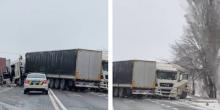 Фото новости: На Николаевщине вновь ДТП при участии нескольких грузовых автомобилей Свежие новости: На Николаевщине вновь ДТП при участии нескольких грузовых автомобилей