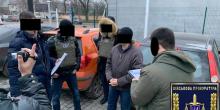 Фото новости: Следователи Николаевского ГБР задержали на взятке одесского врача Свежие новости: Следователи Николаевского ГБР задержали на взятке одесского врача