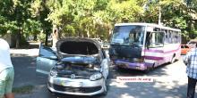 Свежие новости: В центре Николаева автобус на Южноукраинск столкнулся с «Фольксваген»