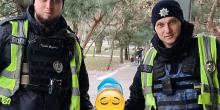 Свежие новости: В Миколаєві патрульні повернули додому хлопчика, який загубився