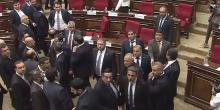 Свіжі новини: Бійка в парламенті Вірменії: Пашинян підтримав депутатів, які кидалися стільцями