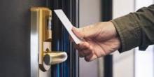 Фото новости: Войти в новые гостиницы Украины можно будет только по карточкам Свежие новости: Войти в новые гостиницы Украины можно будет только по карточкам