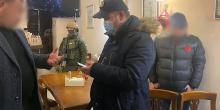 Фото новости: НАБУ и САП на «горячем» задержали нардепа от «СН» Свежие новости: НАБУ и САП на «горячем» задержали нардепа от «СН»