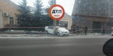 Свежие новости: В Киеве авто врезалось в столб: есть погибший