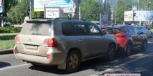 Фото новости: В центре Николаева столкнулись «Киа» и «Тойота» Свежие новости: В центре Николаева столкнулись «Киа» и «Тойота»