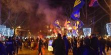 Свежие новости: В Николаеве националисты прошлись колонной с факелами в память о бое под Крутами