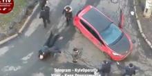 Свежие новости: В Киеве «скорая» не могла проехать из-за авто: произошла драка