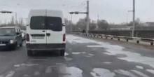 Свежие новости: Отсутствие асфальта и ямы: в сети показали состояние Ингульского моста в преддверии зимы