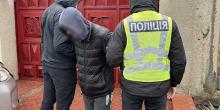 Свежие новости: У Миколаєві поліцейські затримали чоловіка за підозрою у незаконному збуті озброєння