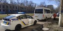 Фото новости: В Николаеве из-за резкого торможения маршрутки женщина получила травмы Свежие новости: В Николаеве из-за резкого торможения маршрутки женщина получила травмы