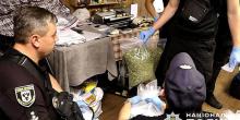 Свежие новости: На Чернігівщині арештували власників плантації конопель, яку оцінили в ₴100 мільйонів