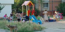 Фото новости: В Николаеве прямо на детской площадке мужчина показывал гениталии детям Свежие новости: В Николаеве прямо на детской площадке мужчина показывал гениталии детям