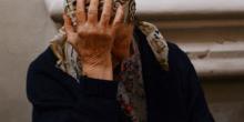 Свежие новости: Повалили на землю и отобрали сумку: в Киеве напали на 83-летнюю женщину