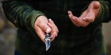 Фото новости: В Южноукраинске задержали двоих мужчин, ограбивших прохожего Свежие новости: В Южноукраинске задержали двоих мужчин, ограбивших прохожего