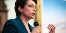 Фото новости: Что будет с реформой образования - Учителям повысят зарплаты и дадут жилье Свежие новости: Что будет с реформой образования - Учителям повысят зарплаты и дадут жилье