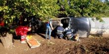 Свежие новости: На Николаевщине перевернулся BMW: пострадавшего водителя доставали спасатели