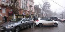 Свежие новости: В центре Николаева «Хюндай» и «Тойота» не поделили дорогу