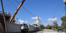 Фото новости: В Николаеве кран задел линию электропередач, погиб рабочий Свежие новости: В Николаеве кран задел линию электропередач, погиб рабочий