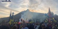 Фото новости: Із файєрами та димовухами на Майдані у Києві розпочалось віче Свежие новости: Із файєрами та димовухами на Майдані у Києві розпочалось віче
