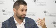 Свежие новости: Арахамия обещает, что до начала местных выборов у “Слуги народа” будет четкая стратегия