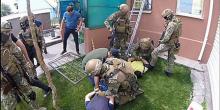 Свежие новости: ВИДЕО: Полиция поймала подозреваемых в убийстве главы никопольской ячейки партии «Возрождение»