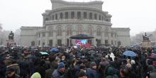 Фото новости: В Ереване проходит многотысячный митинг с требованием отставки Пашиняна Свежие новости: В Ереване проходит многотысячный митинг с требованием отставки Пашиняна