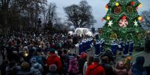 Свежие новости: На открытии городской елки в Одессе включили тюремный шансон