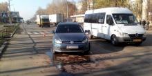 Свежие новости: В Николаеве столкнулись автомобили Volkswagen Polo и Toyota Camry