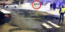 Фото новости: В Киеве произошел масштабный прорыв трубы горячего водоснабжения Свежие новости: В Киеве произошел масштабный прорыв трубы горячего водоснабжения