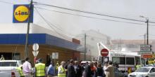 Свежие новости: ВИДЕО: В Португалии самолет упал на магазин: есть погибшие