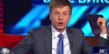 Свежие новости: Алексей Гончаренко остроумно ответил, почему Зеленский не идет на дебаты, – кадры, вызвавшие смех в зале