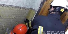 Фото новости: В Киеве мужчина попросил девушку помочь с сумкой, затащил в квартиру и удерживал в качестве заложницы Свежие новости: В Киеве мужчина попросил девушку помочь с сумкой, затащил в квартиру и удерживал в качестве заложницы