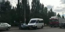 Свежие новости: В Николаеве на одном перекрестке произошло ДТП с грузовиком, микроавтобусом и двумя легковушками
