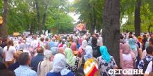 Свежие новости: День крещения Руси: тысячи верующих молятся в центре Киева