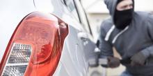 Свежие новости: В Киеве бандиты напали на мужчину с оружием, чтобы отнять его машину